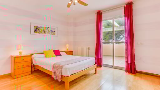 Villa Roser Bedroom 1