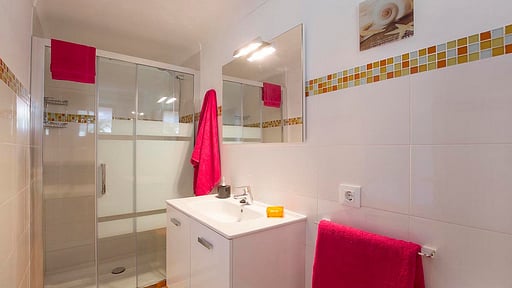 Villa Rosso Corsa Bedroom 1