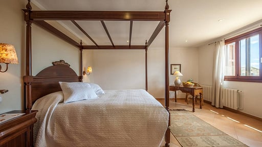 Villa Rostoya Bedroom 1