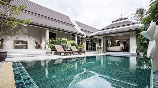 Villa Roucin Swimming pool