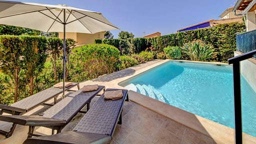 Villa Roure II Piscina