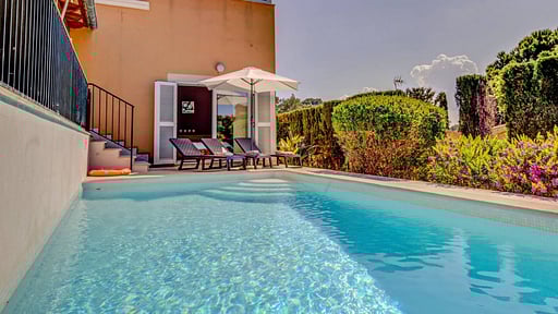 Villa Roure II Piscina