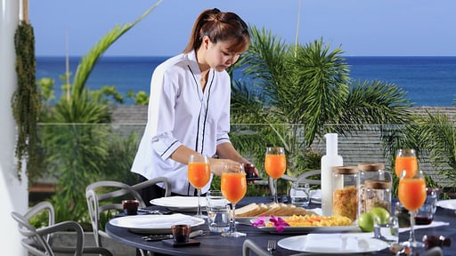 Villa Roxo Villa staff