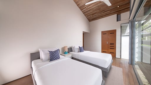 Villa Roxo Bedroom 4