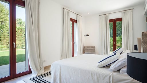 Villa Ruby Golf Bedroom 3