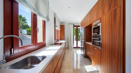 Villa Ruby Golf Kitchen