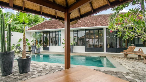 Villa Ruku Ruku Piscina