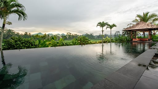 Villa Rumah Lotus Swimming pool