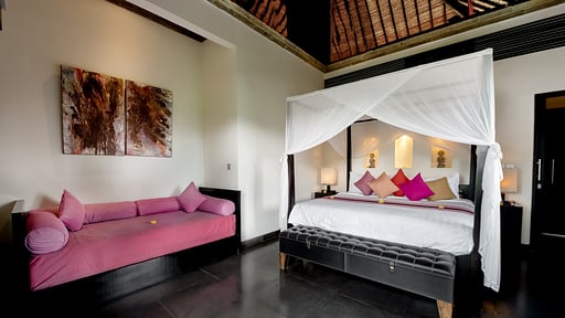 Villa Rumah Lotus Bedroom 2