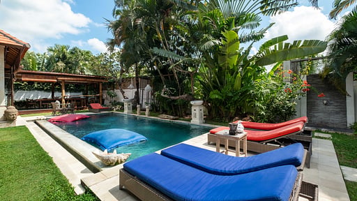 Villa Rumah Madu Swimming pool