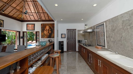 Villa Rumah Madu Kitchen