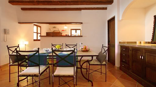 Villa Sa Cala Dining area
