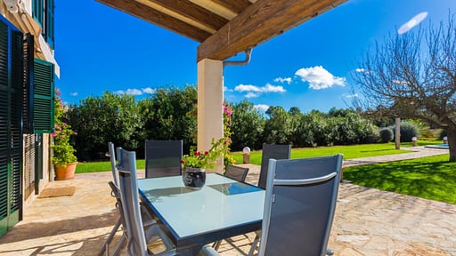 Villa Sa Pau Dining area
