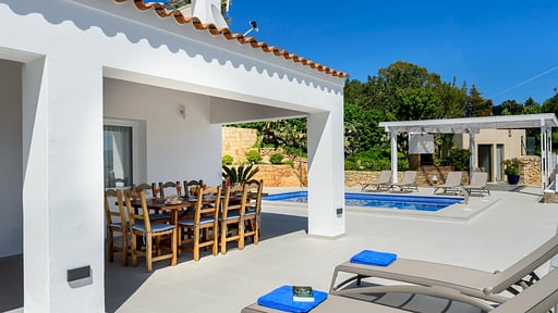 Villa Sa Rota Family Friendly Terrace/Veranda