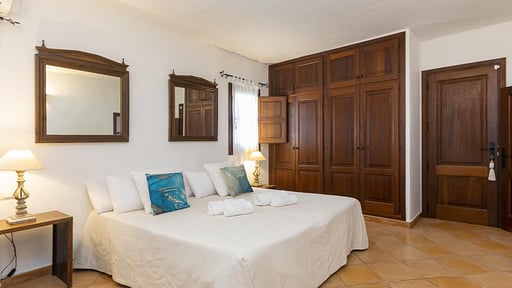 Villa Sa Vinya Bedroom 1