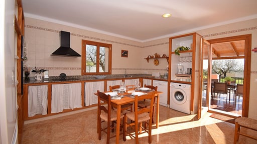 Villa Sa Vinyeta Кухня