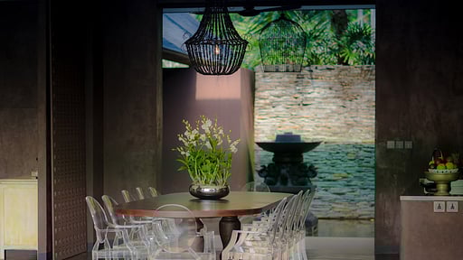 Villa Saanti Dining area