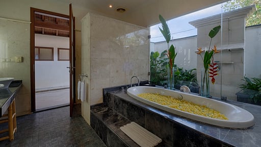 Villa Saba Garden Bedroom 4