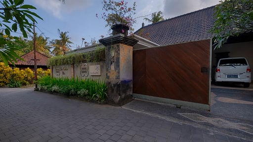 Villa Saba Garden Parking areas