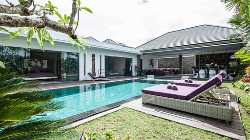 Villa Sadhana Swimming pool