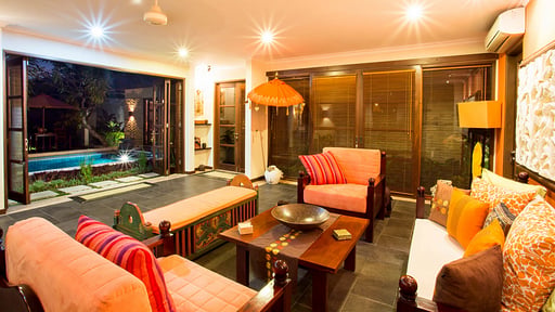 Villa Saffron Living room