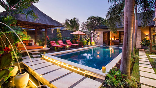 Villa Saffron Swimming pool