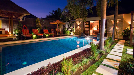 Villa Saffron Swimming pool