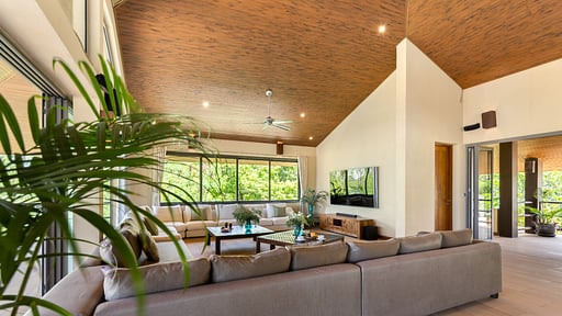 Villa Sai Tai Living room