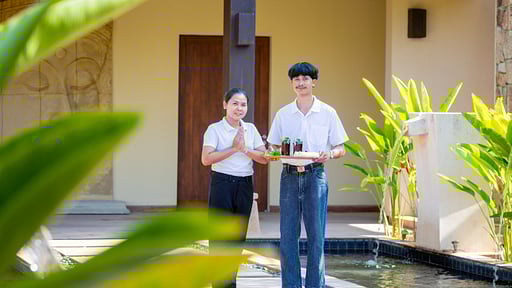 Villa Sai Tai Villa staff