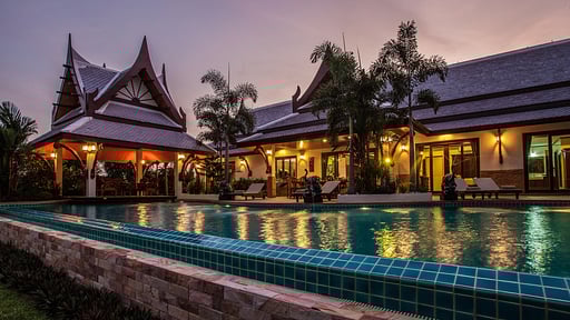 Villa Saifon Twins Swimming pool 2