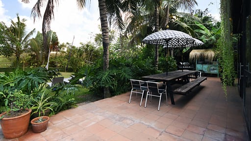 Villa Sajak Dining area
