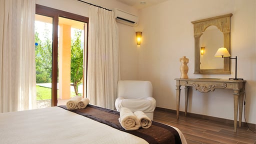 s'Albercoquer Bedroom 1