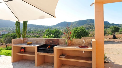 s'Albercoquer BBQ equipment