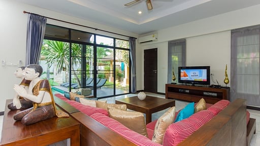 Villa Salika Rawai Living room