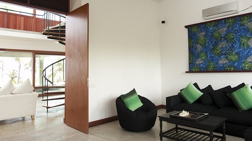 Villa Salina Living room 2