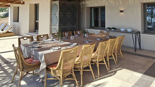 Villa Salinedda Salle à manger