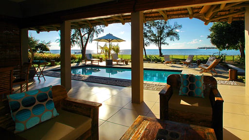 Villa Salines Beachfront Terrasse/Veranda