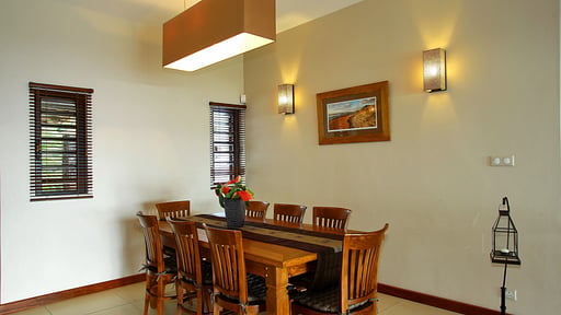 Villa Salines Beachfront Essecke