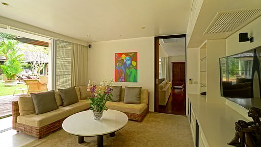 Villa Samakee Media room