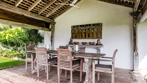 Villa Samudra Galle Dining area