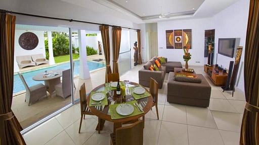 Villa Samui Sunset Dining area