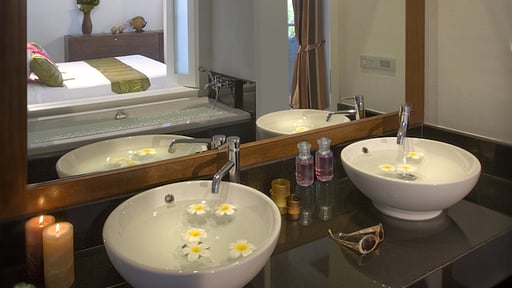 Villa Samui Sunset Bedroom 1