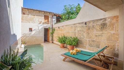 Villa San Jordi Swimming pool