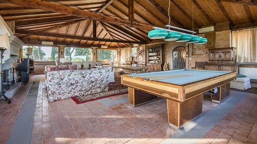 Villa San Lorenzo Billiard