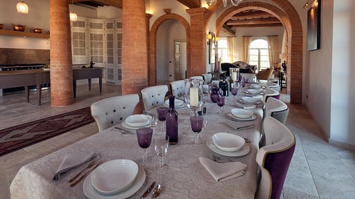 Villa San Luigi Country Estate Dining area