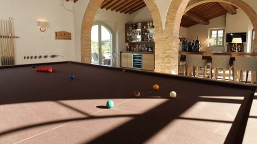Villa San Luigi Country Estate Billiard