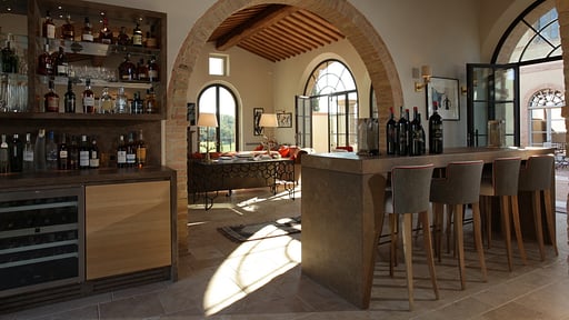 Villa San Luigi Country Estate Bar