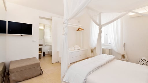 Villa San Vito Schlafzimmer 1