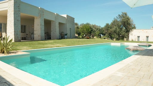 Villa San Vito Schwimmbad 1