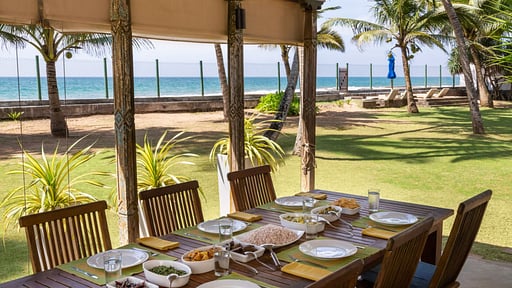 Villa Sanasuma Dining area